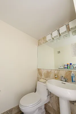 Rented by Rand Realty NY | media 18