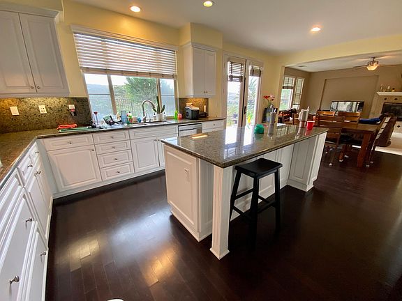 2nd image of 2750 Dove Tail Dr