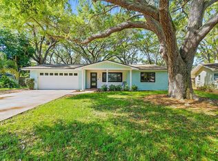 1910 Fairway Cir W, Dunedin, FL 34698