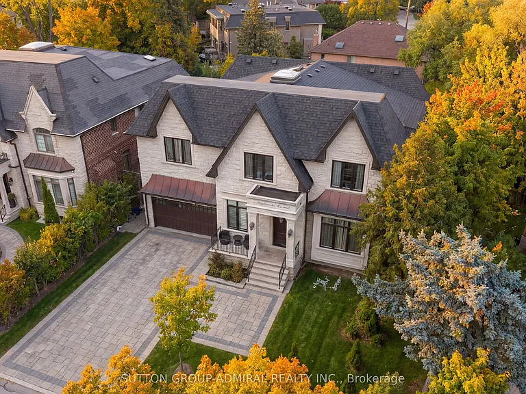 5 Lloydminster Cres — Photo 1