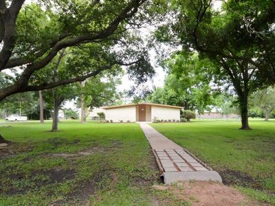 6903 Bluebird Ln, Alvin, TX, 77511