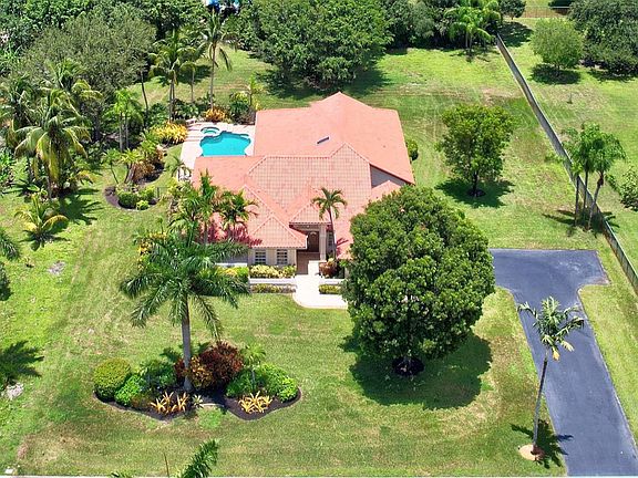 4th image of 13841 Alexandria Court