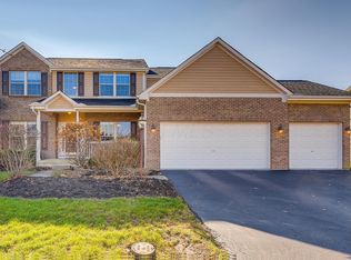 8042 Trail Lake Dr, Powell, OH 43065