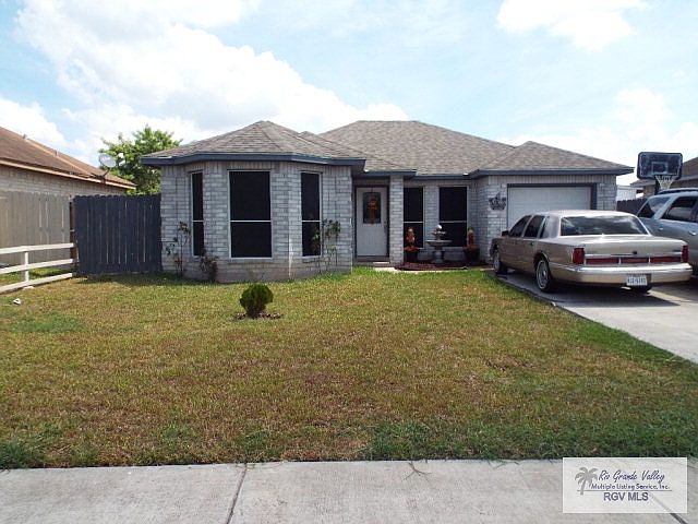 1st image of 2739 Pompeii St