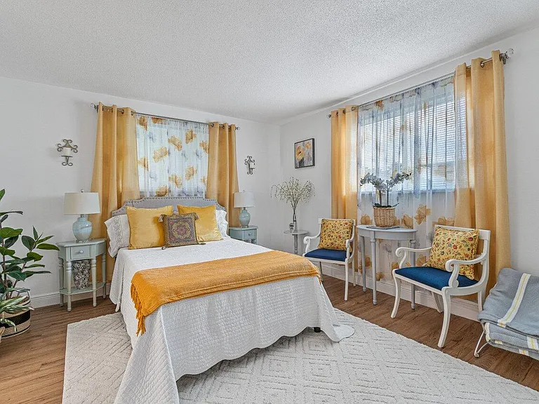 2855 S Garden Dr #211 — Photo 16