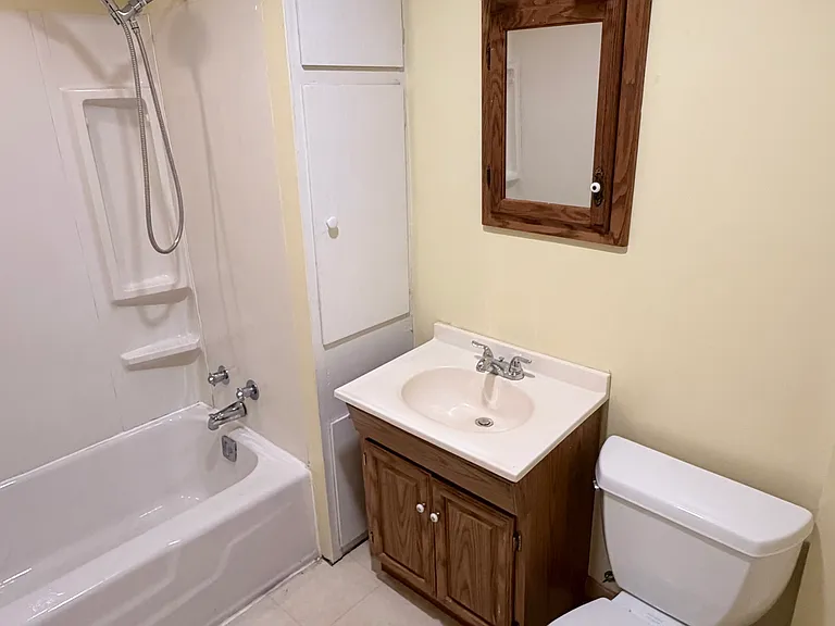 13120 Kirton Ave #2 — Photo 9