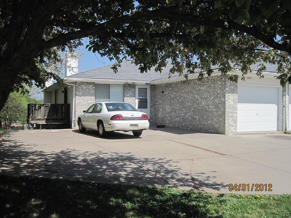 1st image of 3902 Sweetbriar Ln
