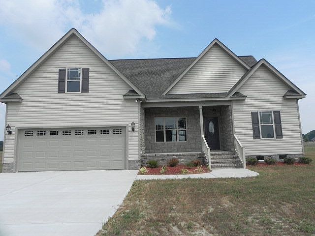 1st image of 203 Willow Pond Dr