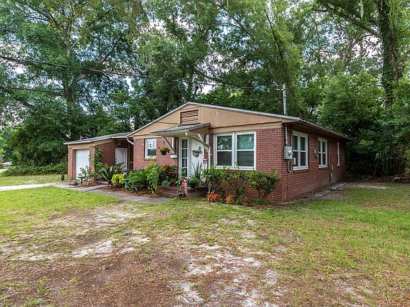 4th image of 2320 Cedar Shores Cir