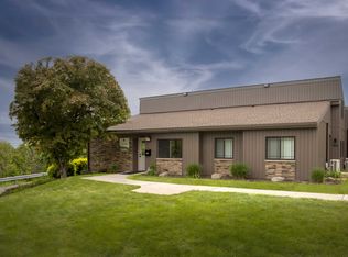 Indian Ridge Luxury Apartments, Johnson City, NY 13790