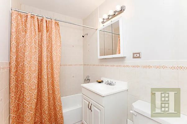 Rented by Halstead Real Estate | media 5