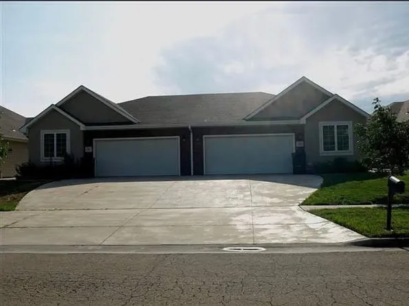 726 SW Mifflin Rd, Topeka, KS 66606