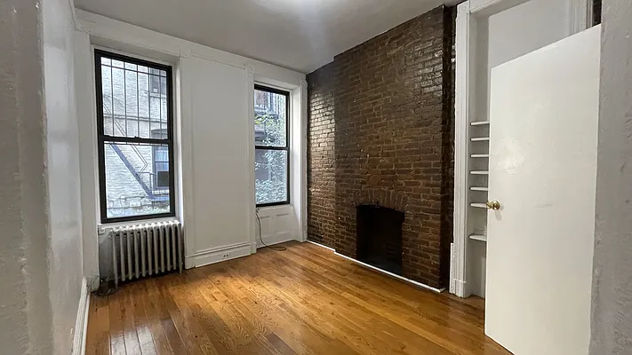 Rented by Roselyn  Fortuna LLC | media 2