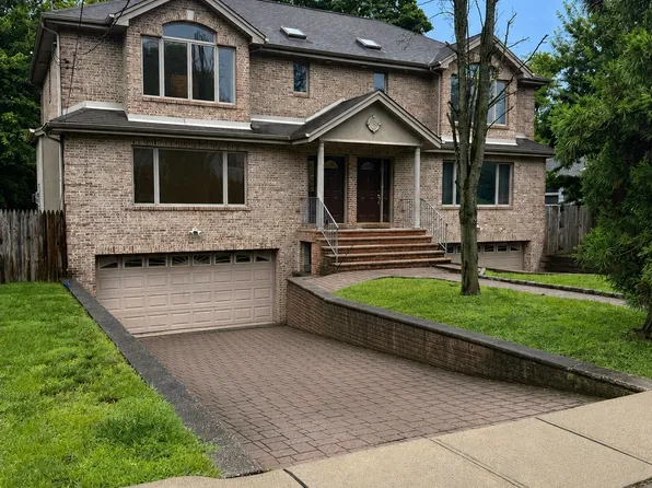 12 Cortland Pl #A, Tenafly, NJ 07670
