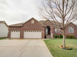 719 Chelsea St, Haysville, KS 67060