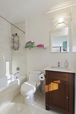 Sold by Nest Seekers International | media 9
