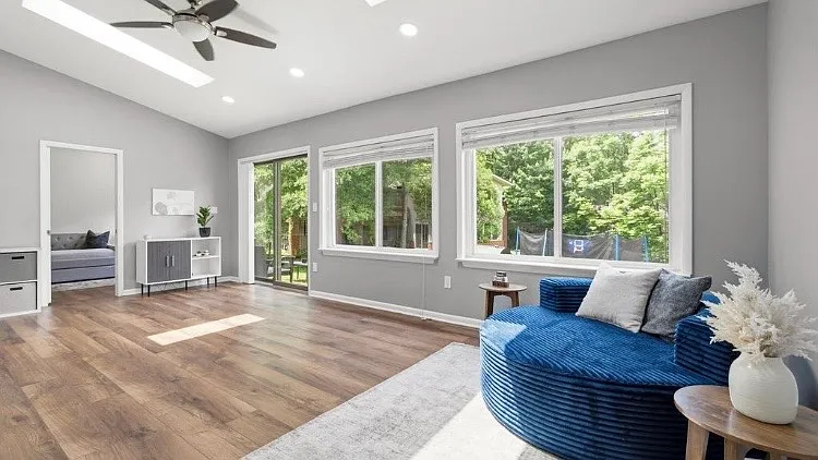 15004 Dufief Dr — Photo 40