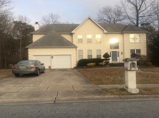 1300 Nightshade Dr, Williamstown, NJ 08094