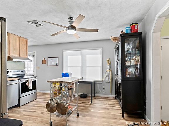 4th image of 2527 Franks Drive