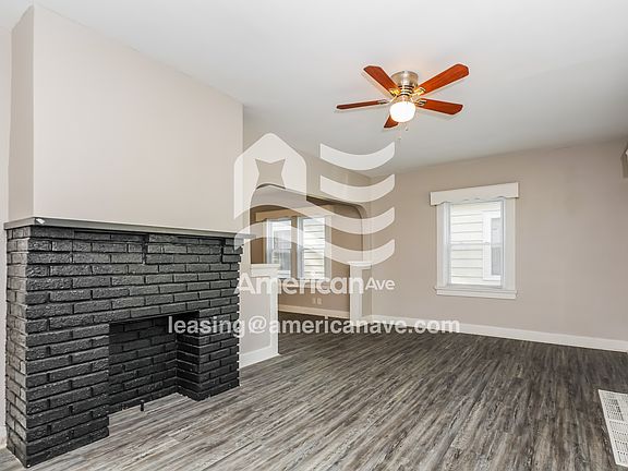 3-Living Room