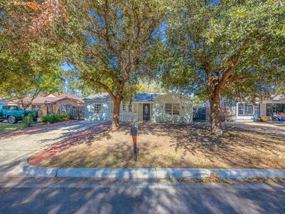 8528 Pemberton Ct, White Settlement, TX, 76108