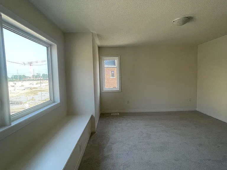 160 William Booth Ave — Photo 9