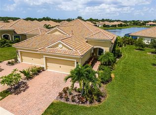 1302 Backspin Dr, Englewood, FL 34223