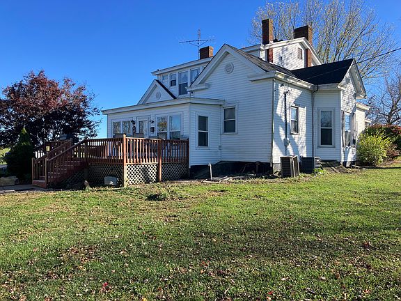 2nd image of 497 Paris Pike