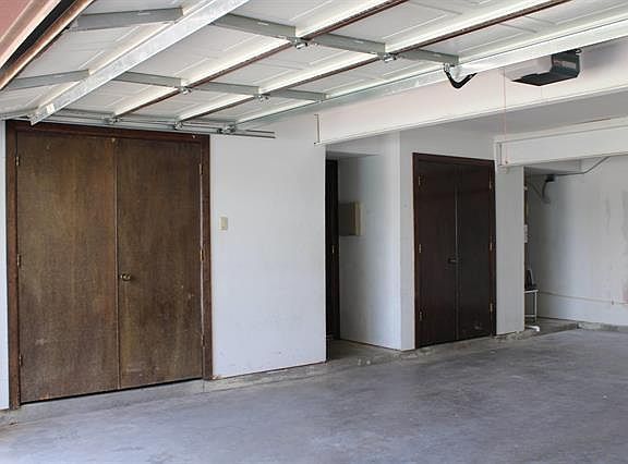2nd image of 55 Brentwood Rd
