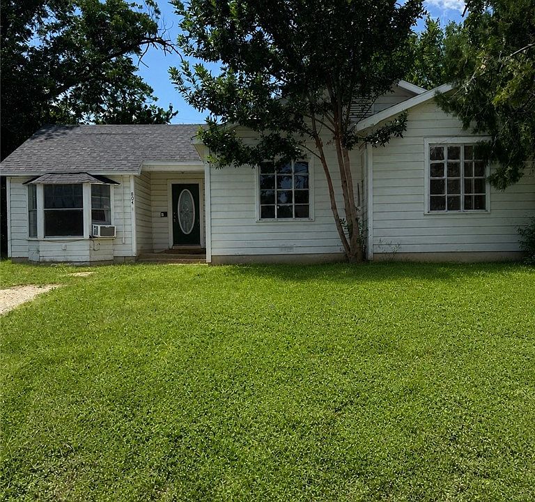 1st image of 804 N 8th St