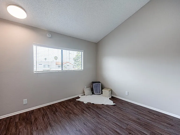 Galleria Townhomes — Photo 10