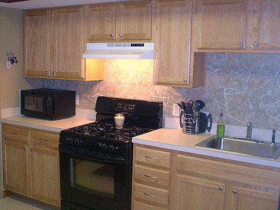2nd image of 26677 Lake Of The Falls Blvd