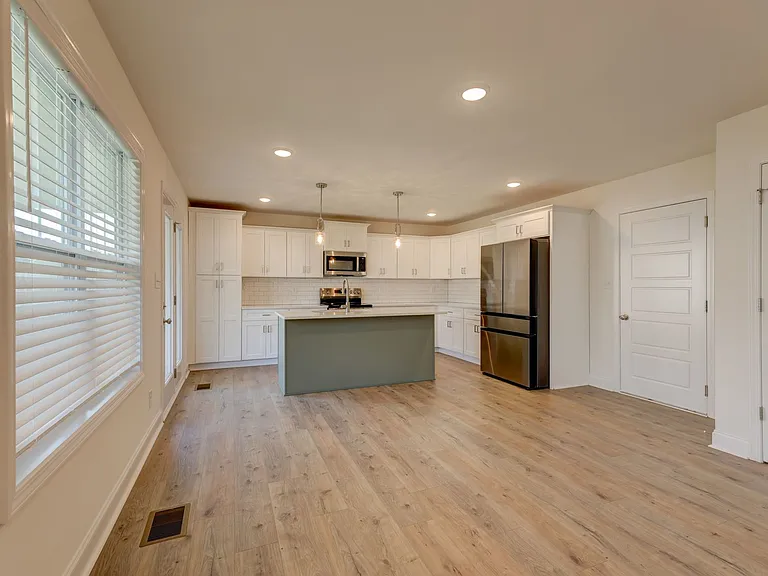 1385 Harmon Ln — Photo 46