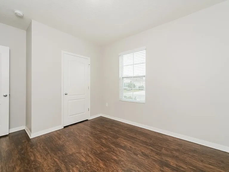1883 Green Dragon Dr — Photo 12