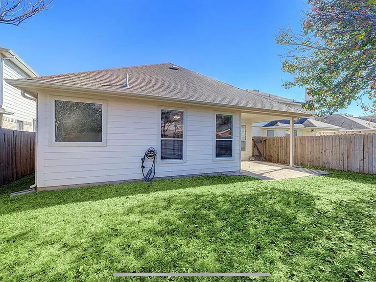 6422 Richland Hills Dr — Photo 16