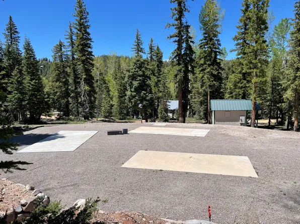 630 S Mountain Rd, Alton, UT 84710