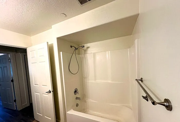 580 S Center St #15 — Photo 10