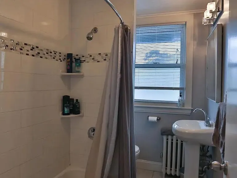 17 Forest Ave #2 — Photo 15