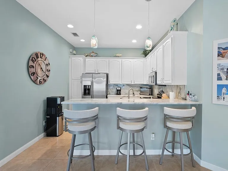 2121 Burgos Dr #1 — Photo 4