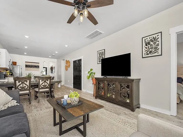 4204 Aragorn Way — Photo 6