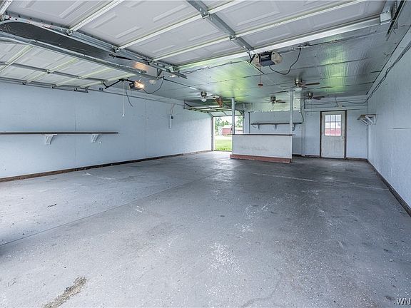 4th image of 2900 Ewings Rd