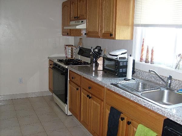 1st image of 29 Willard Ave
