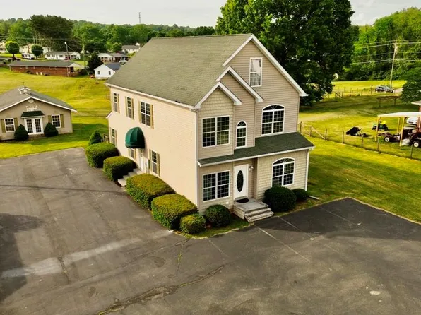 15519 Lee Hwy, Bristol, VA 24202