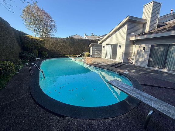 3rd image of 7631 Chelsea Rd
