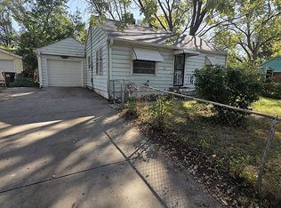 3106 Sewell St, Rockford, IL 61109