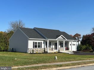 4221 Naamans Creek Rd, Upper Chichester, PA 19061