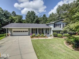 5162 Chalet Ct, Dunwoody, GA 30360