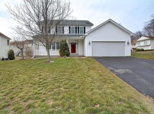 4 Thyme Cir, Berlin, CT 06037