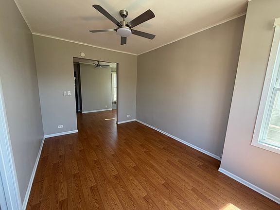 4th image of 1637 N Maplewood Ave #2