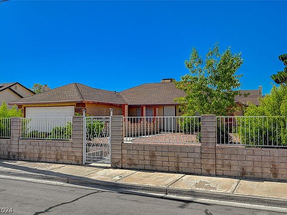 4th image of 1225 Equestrian Dr